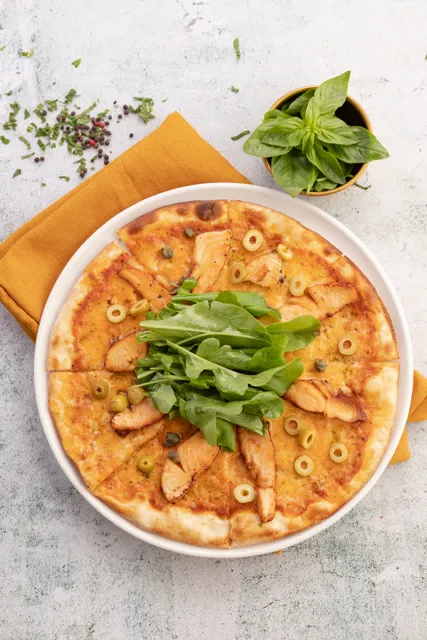 Somon Pizza