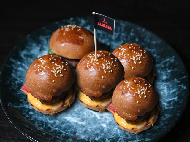 Alibaba Acı Burger Beşli 200Gr