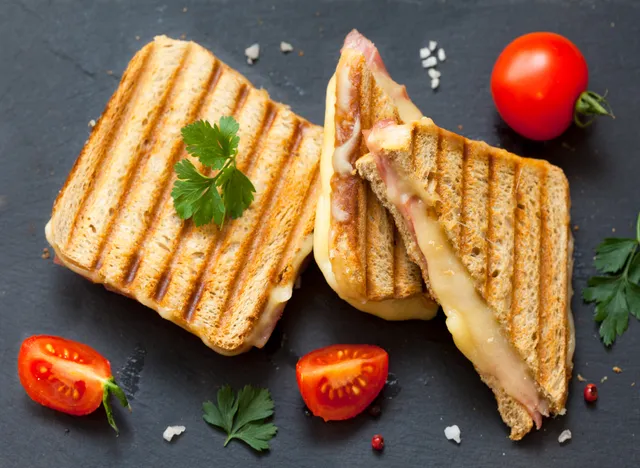 Kaşarlı Tek Kat Tost