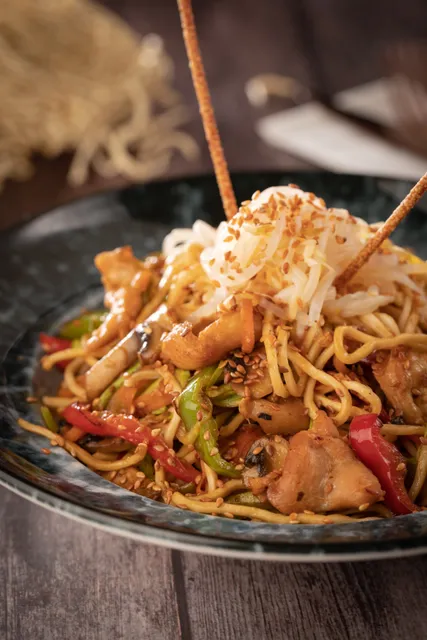 Noodle Tavuklu