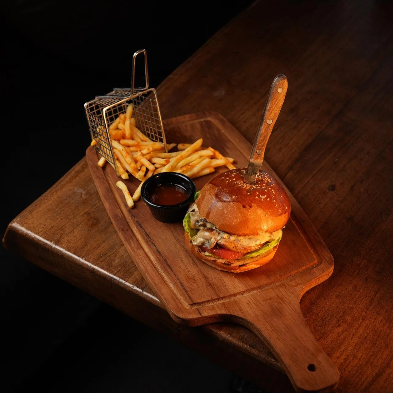Mantar Soslu Tavuk Burger 140Gr