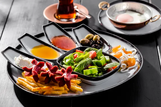 Hızlı ve Aceleci Kahvaltı