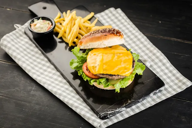 Cheese Burger