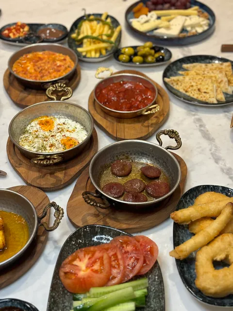 Serpme Kahvaltı