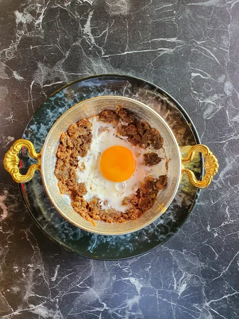 Kavurmalı Yumurta