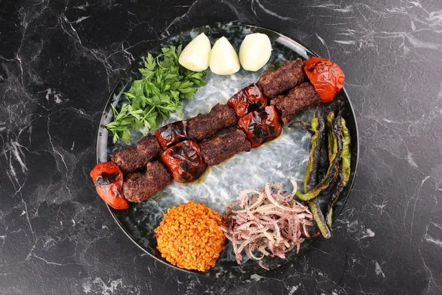 Domatesli Kebap