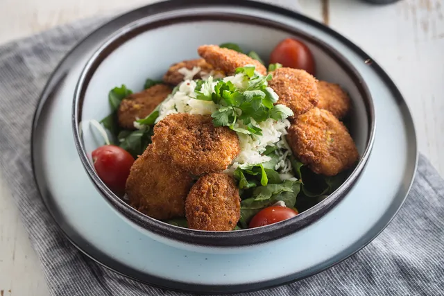 Falafel Salata