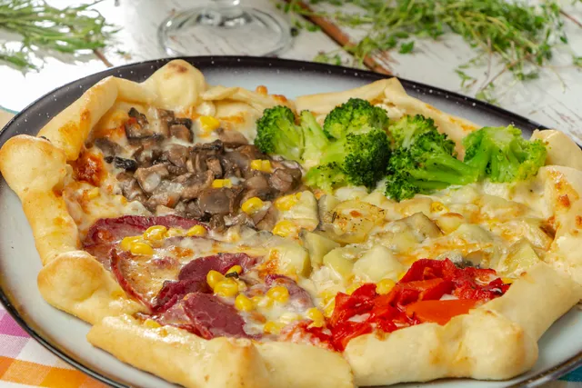 Four Seasons Pizza