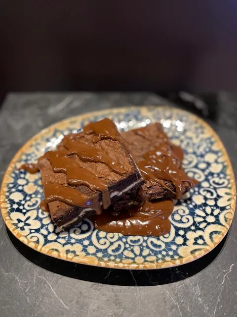 BROWNİ
