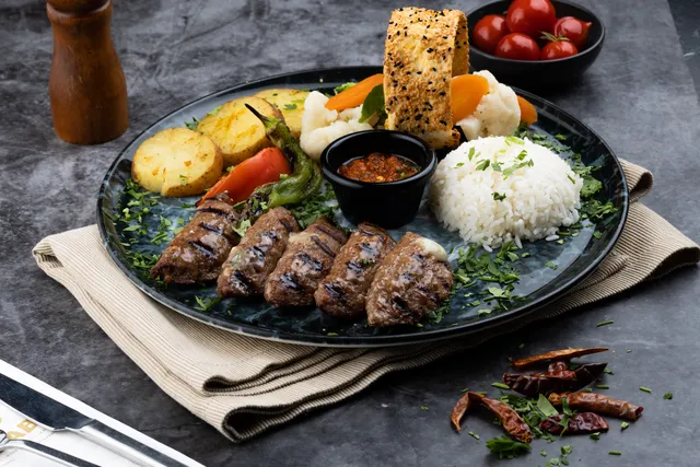 AliBaba Kaşarlı Köfte